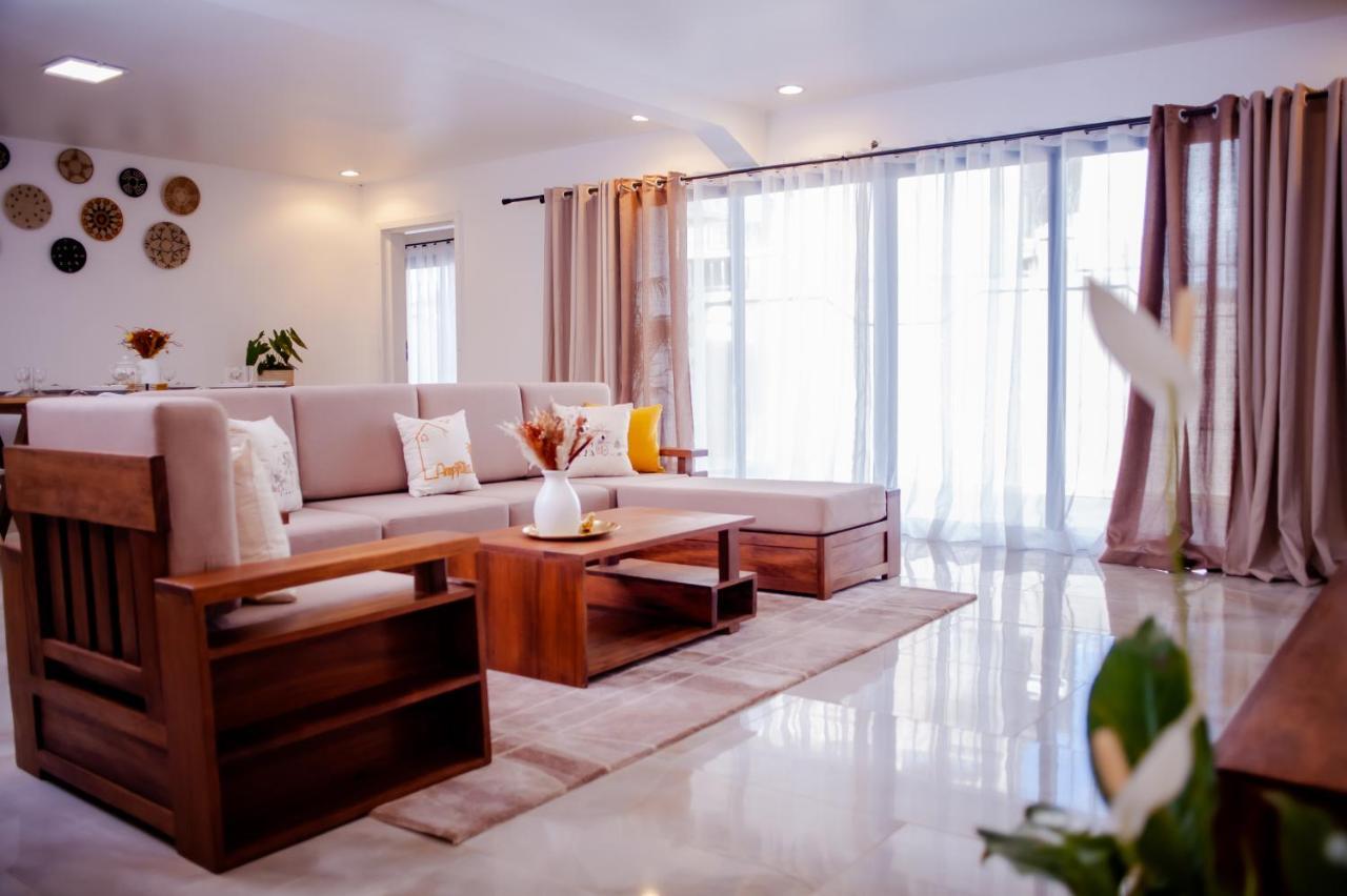 Ampifitia Guest House アンタナナリボ エクステリア 写真